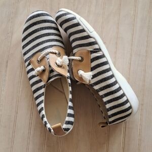 Ros Hommerson Calypso Striped Slip-on Nautical Causal Comfort Sneakers